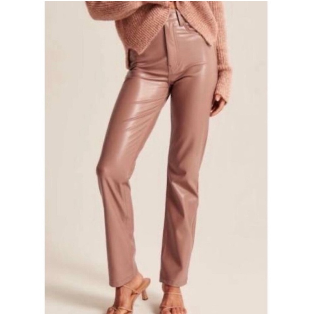 Abercrombie 90s Straight Ultra High Rise Vegan Leather